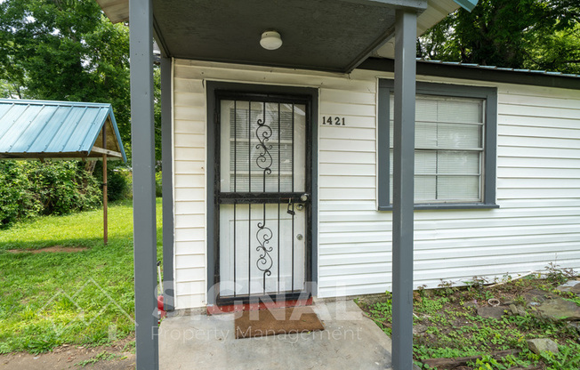 1421 RAYFIELD DR
