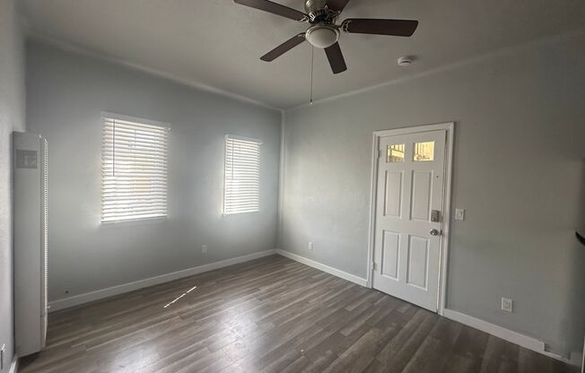 Studio, 1 bath, 425 sqft, $1,316, Unit 07