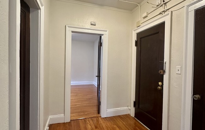 89 STRATHMORE RD