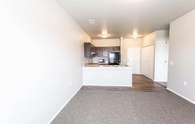 Irving Center Apartments