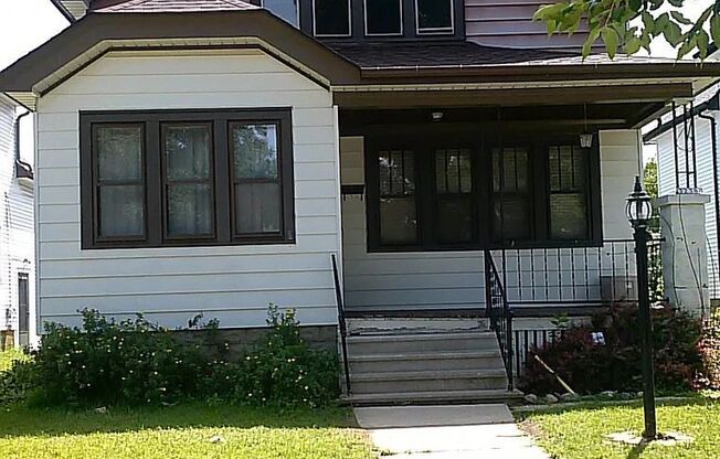 3238 S 7 ST