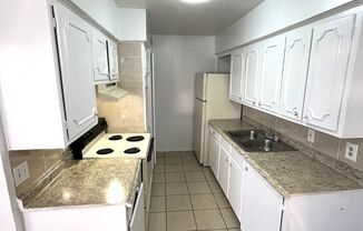 1 bed, 1 bath, 595 sqft, $1,250, Unit 220