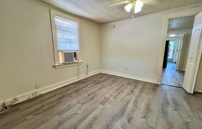 1 bed, 1 bath, 550 sqft, $1,350