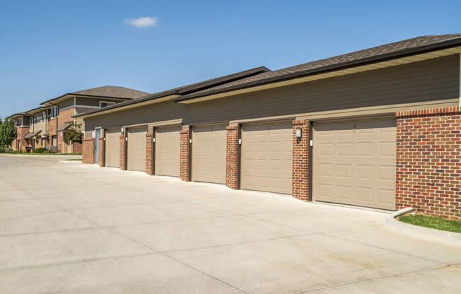 Rentable detached garages at Villas of Omaha in northwest Omaha NE 68116