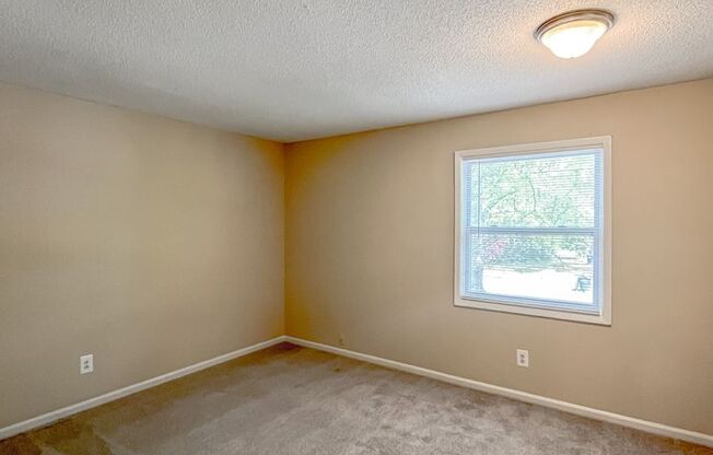 2 beds, 1.5 baths, 850 sqft, $1,125, Unit 03A