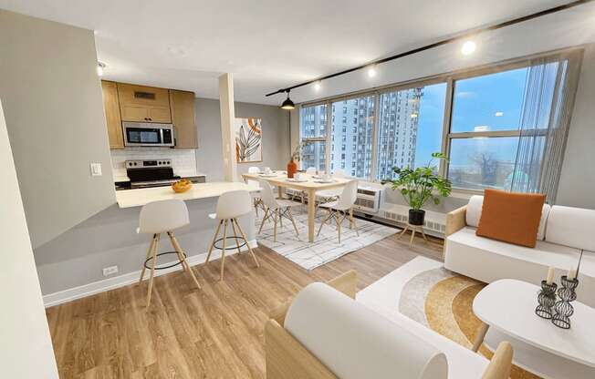 Sheridan Tower - 5650 N Sheridan Rd