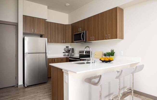 2 Bedrooms 2 Bathrooms