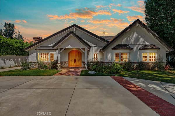 6 beds, 5 baths, 3,932 sqft, $13,749