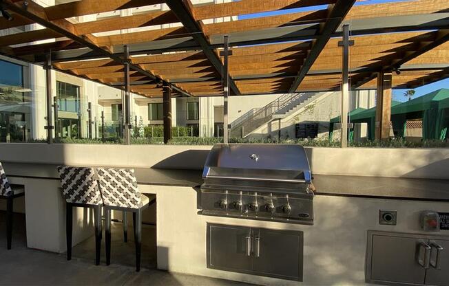 Grilling Station at The Mansfield at Miracle Mile, California
