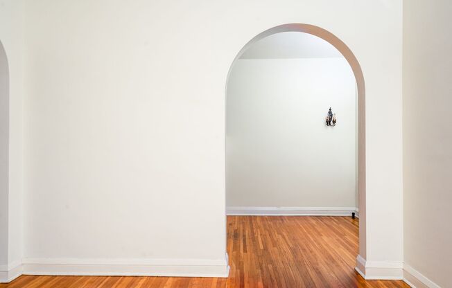 1 bed, 1 bath, 693 sqft, $1,325, Unit 15-107