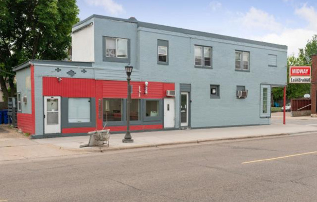 1332 Minnehaha Ave W