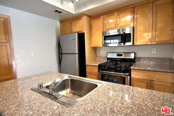 3 beds, 2 baths, 1,427 sqft, $3,545, Unit UNIT 12