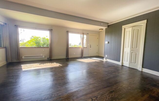3Bd/2Ba Shoreline House