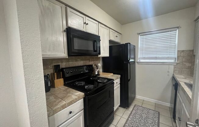 All Bills Paid/ Fully Furnished
