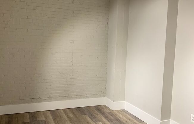 2 beds, 1 bath, 1,200 sqft, $1,990, Unit 301