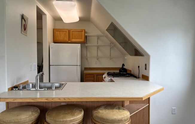 2323 E 68th Ave - One Bedroom Luxury Apartment ✨