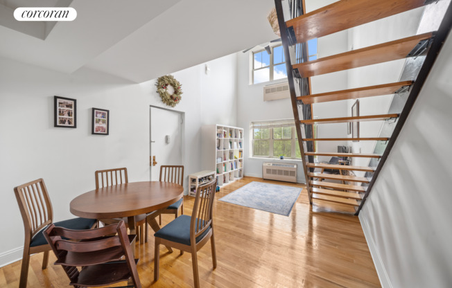 15 CALDER PL