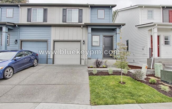 3 Bed, 2.5 Bath Townhome in East Vancouver