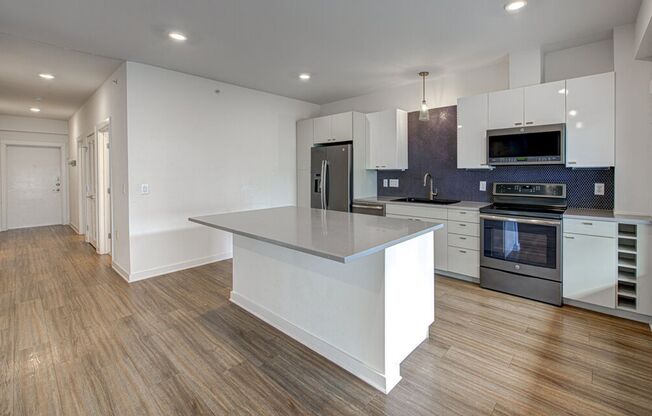 Chic South Congress Condo with Private Terrace