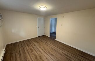 1 bed, 1 bath, $870, Unit Unit 6