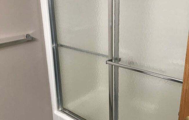 1 bed, 1 bath, 772 sqft, $1,039, Unit 2-204