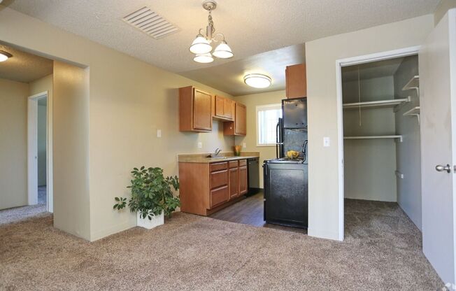 1 bed, 1 bath, 750 sqft, $1,499, Unit E203
