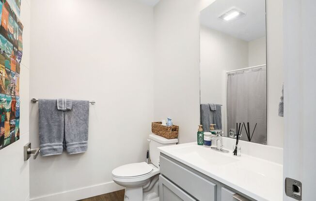 2 beds, 2 baths, 792 sqft, $1,400, Unit #207