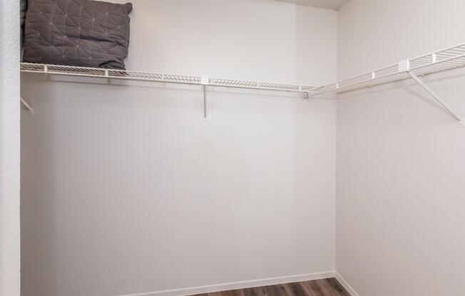 2 beds, 2 baths, 1,030 sqft, $899