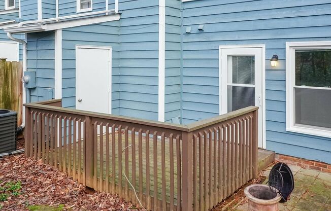 Quaint End Unit Two Bedroom Townhome in Cary