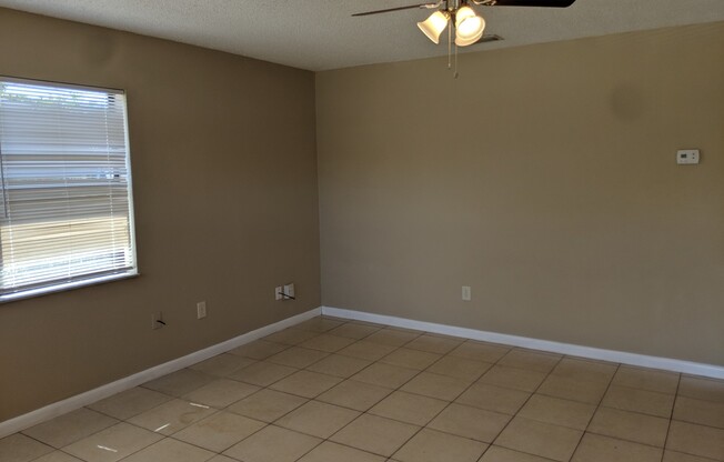 3 beds, 2 baths, $1,595