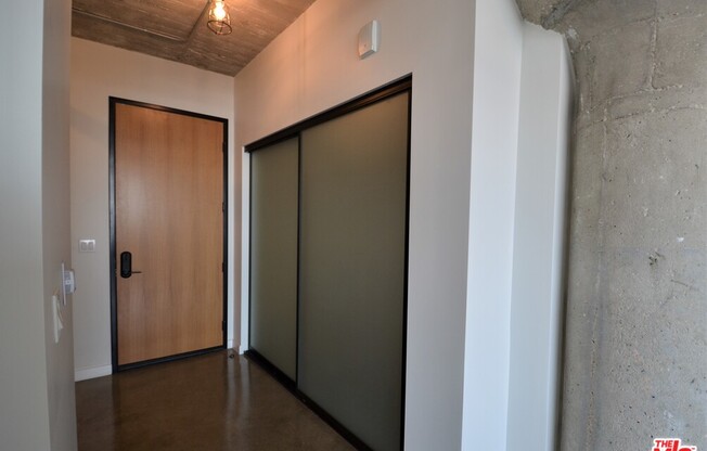 Studio, 1 bath, 1,050 sqft, $3,520, Unit 503