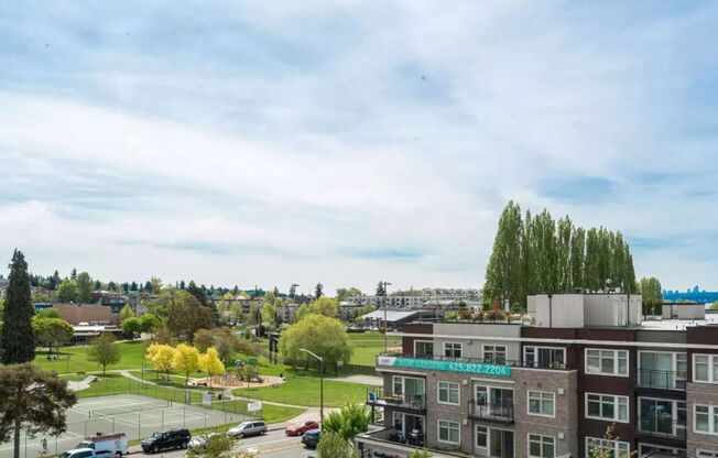 Studio, 1 bath, 175 sqft, $2,350, Unit 519