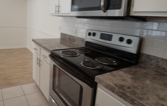 2 beds, 2 baths, $1,750