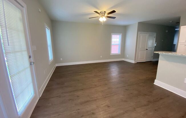 NEWLY RENOVATED 4 Bedroom House in The Retreat PRE-LEASING FOR AUGUST!