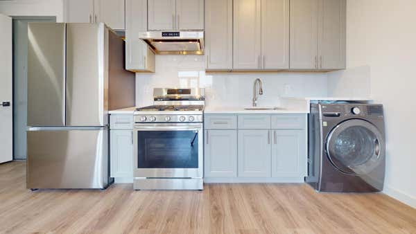 1 bed, 1 bath, 600 sqft, $2,700, Unit 4G