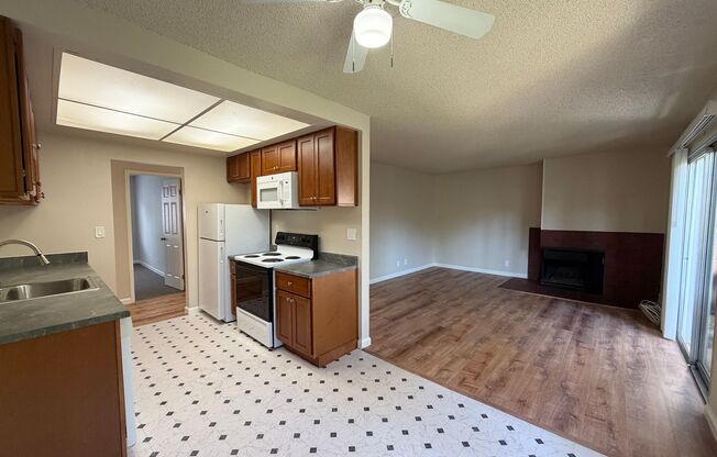 Shadow Creek Apartments