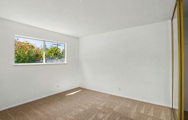 3 beds, 2.5 baths, $7,500