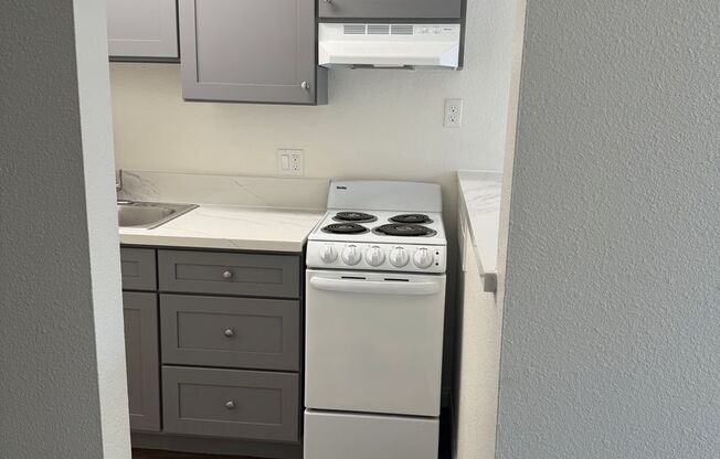 Studio, 1 bath, $1,045, Unit 12