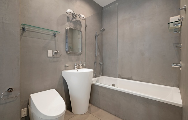 1 bed, 1.5 baths, 1,066 sqft, $6,000, Unit 5D