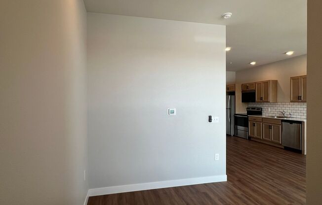 Studio, 1 bath, 532 sqft, $1,375, Unit WR 305-203