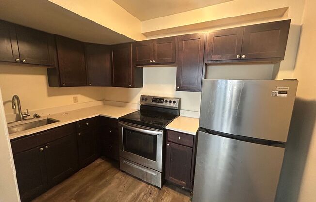 1 bed, 1 bath, $895, Unit 611