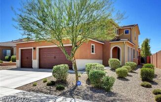 Gated community - 4 bedrooms - 3 baths