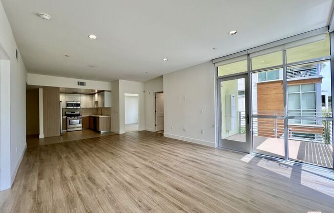 11715 Bellagio Rd Apt 305