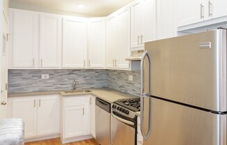 516 W Cornelia Ave #