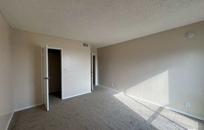 1 bed, 1 bath, 826 sqft, $2,500, Unit 654