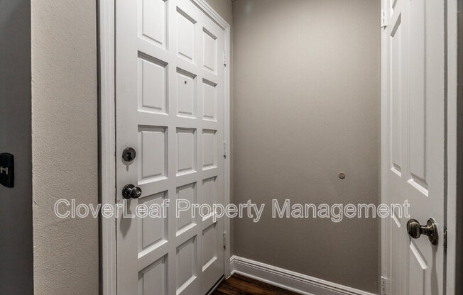165 W RAMPART DR