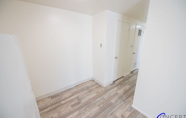 2 beds, 1 bath, 790 sqft, $1,325, Unit 18