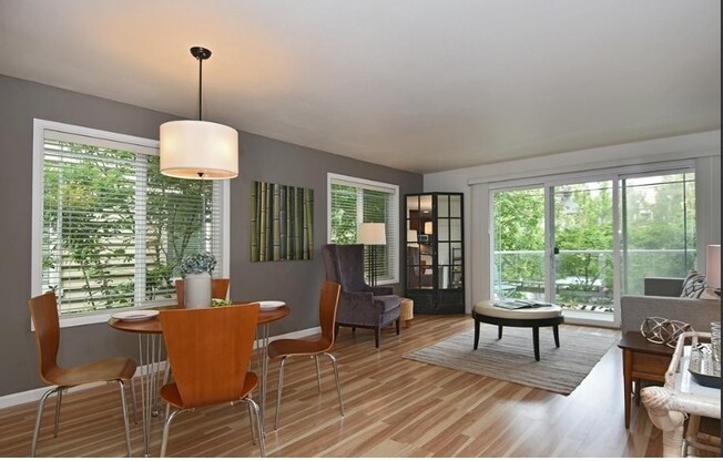 Bright & Stylish 2BD Condo in Prime Ballard Location