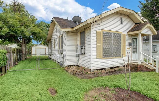 3234 SIMMONS