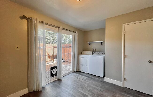 2 beds, 1.5 baths, $2,600